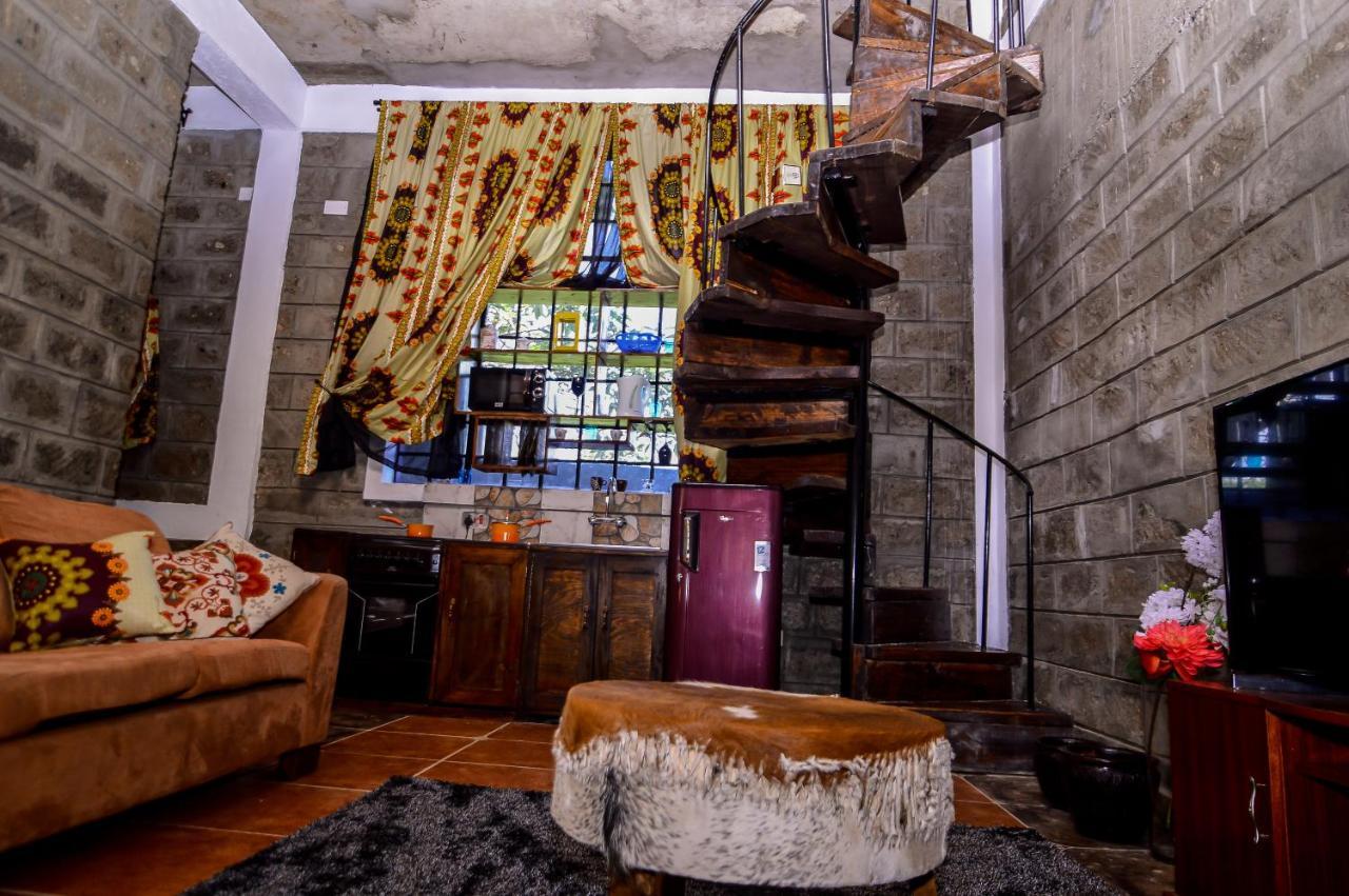 Hotel Runda Lofts Nairobi Esterno foto